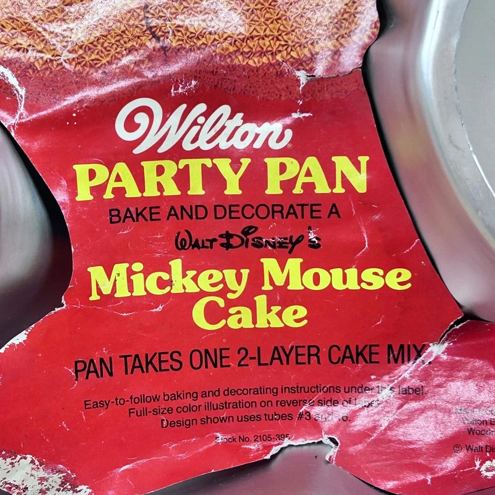 Wilton Mickey Mouse Cake Pan Vintage Disney‎ Party Pan 1978 Collectible